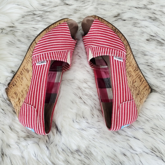 Toms Peep Toe Wedges Stripes Red/White 7.5 - Picture 7 of 8